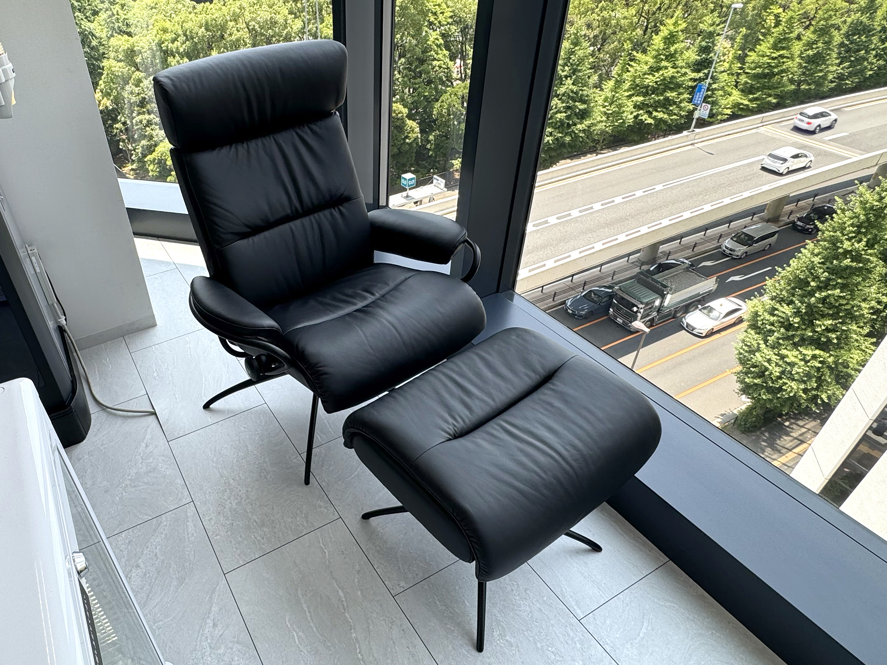 ラウンジチェア